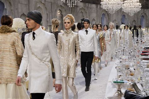 chanel 5 best moments|The 10 Most Spectacular Chanel Fashion Shows Ever .